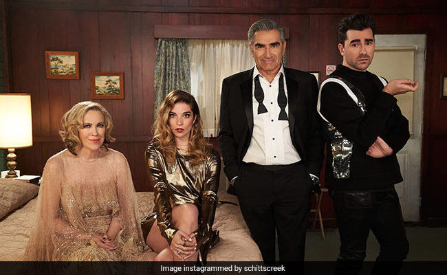 Loved <I>Schitt's Creek</I>? Add These 5 Family Dramas To Your Weekend Watch List
