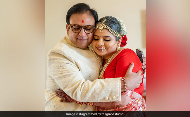 Dilip Joshi's Daughter Niyati Gets Shout Out On The Internet For "Not Hiding" Her Grey Hair On Her Wedding