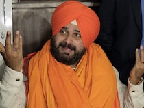 "<i>Dhongi Baba</i>": Navjot Singh Sidhu Tears Into Mohammad Amir As Another Prediction Fails