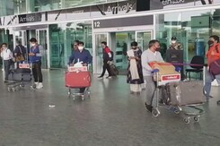 Omicron Patient "Escaped", Karnataka Tracking 10 "Missing" Passengers Omicron Patient "Escaped", Karnataka Tracking 10 "Missing" Passengers