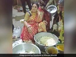 Bengal Woman Serves Leftover Food From Wedding To The Needy, Wins Hearts