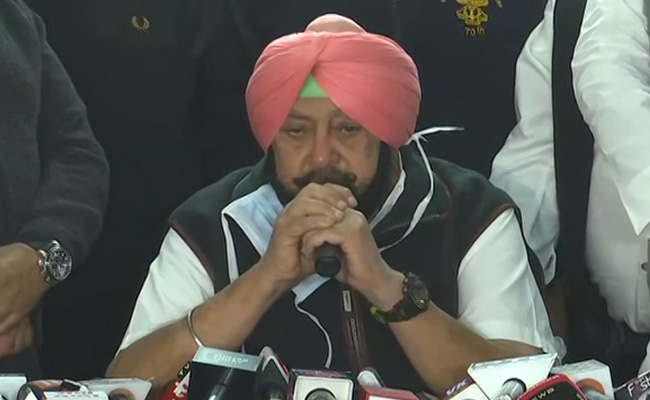 Congress, AAP Leaders Along With Supporters Join Amarinder Singh's Party