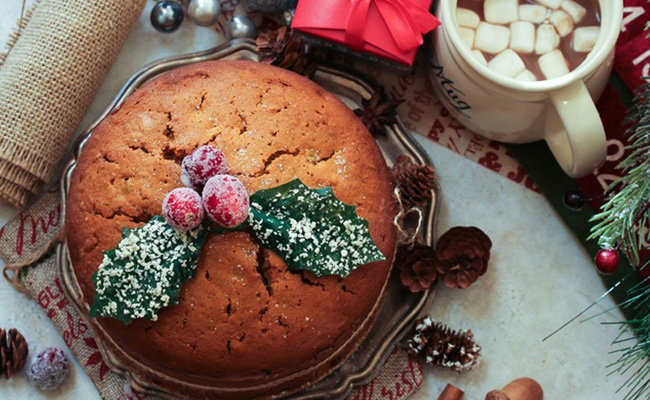 Christmas Special: 6 Chef-Approved Christmas Cake Recipes to Whip Up This Year