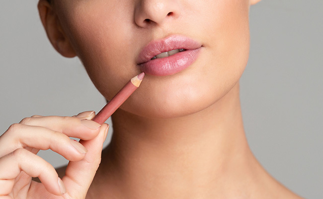 5 Lip Liners To Bookmark Right Away For Your Makeup Kit