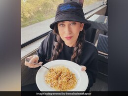 Karisma Kapoor Is In A Dessert Dilemma, Which One Would You Pick? Karisma Kapoor Is In A Dessert Dilemma, Which One Would You Pick?