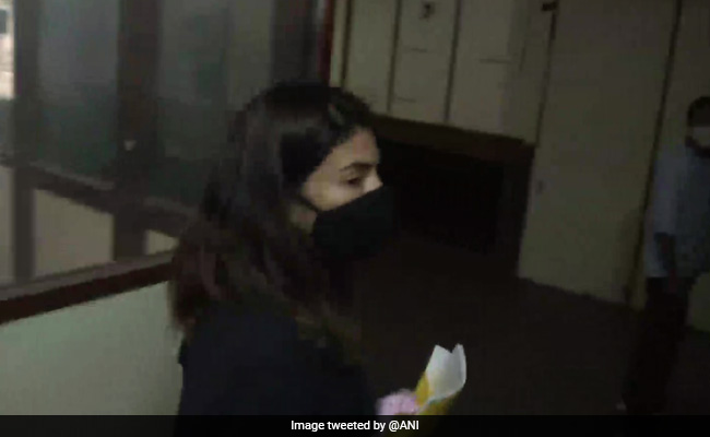 Jacqueline Fernandez, Nora Fatehi Got Expensive Gifts From Tihar Conman: Probe Agency