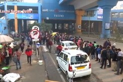 Long Queues, Worried Commuters As Delhi Metro, Buses Run At 50% Capacity Long Queues, Worried Commuters As Delhi Metro, Buses Run At 50% Capacity