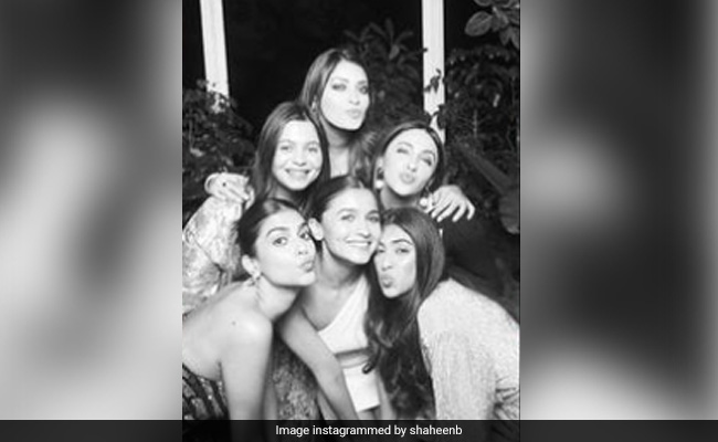 "Sisters And Their Sisters": See Pics Of Alia Bhatt With Sister Shaheen And Their Girl Gang