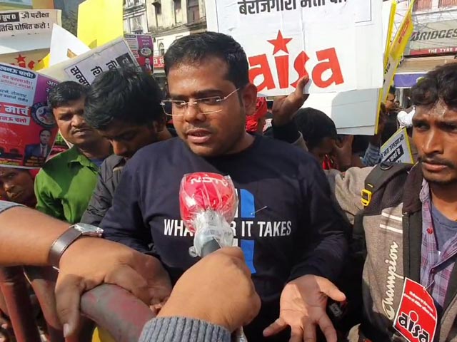 UP Cops Stop March Demanding Jobs In Lucknow