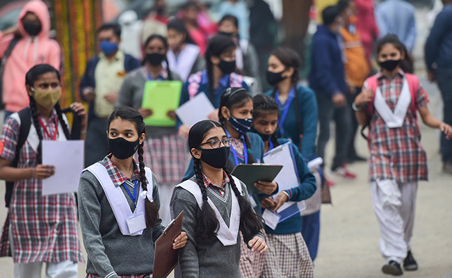 यूपी में कल से बंद हो रहे इन जिलों में 8वीं तक के स्कूल, जानें कब तक रहेगा अवकाश यूपी में कल से बंद हो रहे इन जिलों में 8वीं तक के स्कूल, जानें कब तक रहेगा अवकाश
