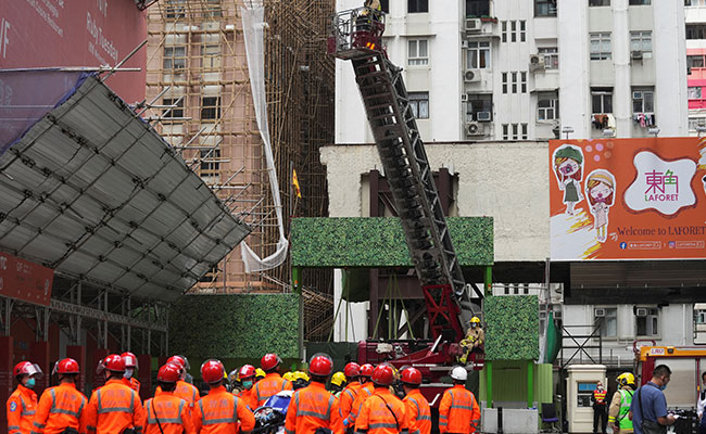 150 People Trapped On Hong Kong Trade Centre Roof After Fire: Police