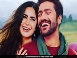 विक्की कौशल ने खोले राज, कैटरीना से इस डायरेक्टर के घर पर हुई थी मुलाकात, शादी के दिन पंडित से की थी यह रिक्वेस्ट विक्की कौशल ने खोले राज, कैटरीना से इस डायरेक्टर के घर पर हुई थी मुलाकात, शादी के दिन पंडित से की थी यह रिक्वेस्ट