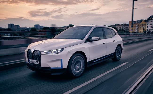 BMW CEO Says i4 & iX EVs Are Sold Out
