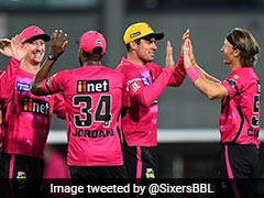 BBL Live: Ben Dwarshuis Strikes Early, Melbourne Stars One Down