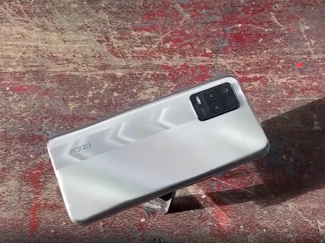 Best Phones Under 15000 Rupees in India in Hindi: यह हैं सबसे बेहतर!