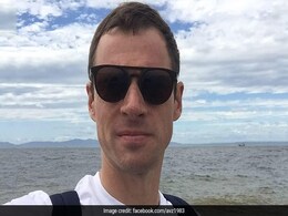 BBC Journalist Leaves Russia For British Self-Exile BBC Journalist Leaves Russia For British Self-Exile