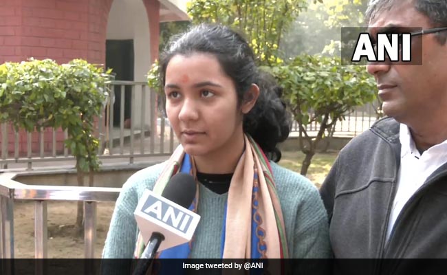 "Incomplete Family...": Brigadier's Daughter Recited Poem Days Before Crash