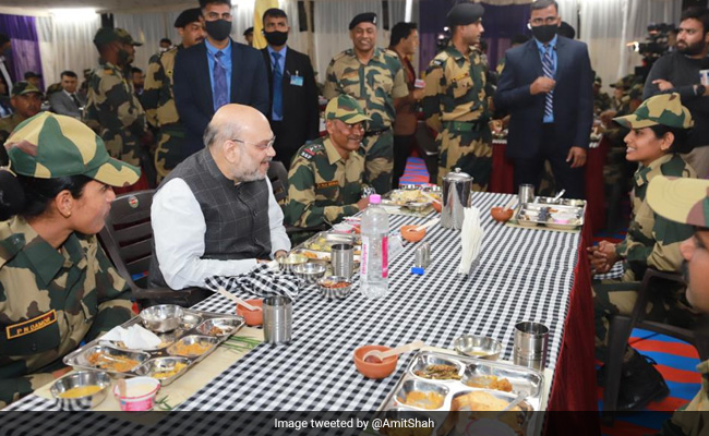 On Rajasthan Border Post Visit, Amit Shah Eats Dinner With BSF Personnel