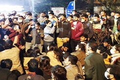 Massive Doctors' Protest In Delhi Over NEET Exam Braves Police Crackdown Massive Doctors' Protest In Delhi Over NEET Exam Braves Police Crackdown