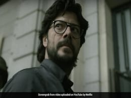 <i>Money Heist Season 5 Volume 2</i> Review: The Series Does Not Let You Take Your Eyes Off The Screen For A Second <i>Money Heist Season 5 Volume 2</i> Review: The Series Does Not Let You Take Your Eyes Off The Screen For A Second