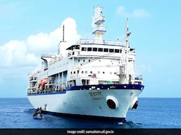 Coast Guard Rescue 322 Passengers, 85 Crew Stranded On Ship Off Lakshadweep Coast Guard Rescue 322 Passengers, 85 Crew Stranded On Ship Off Lakshadweep
