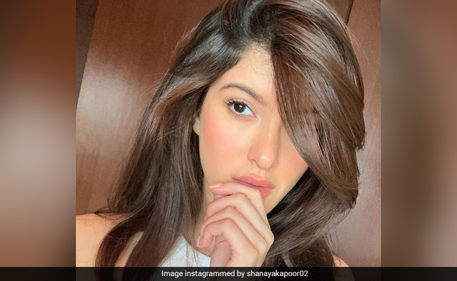 All Eyes Are On Shanaya Kapoor And Her Gorgeous Glowing Skin