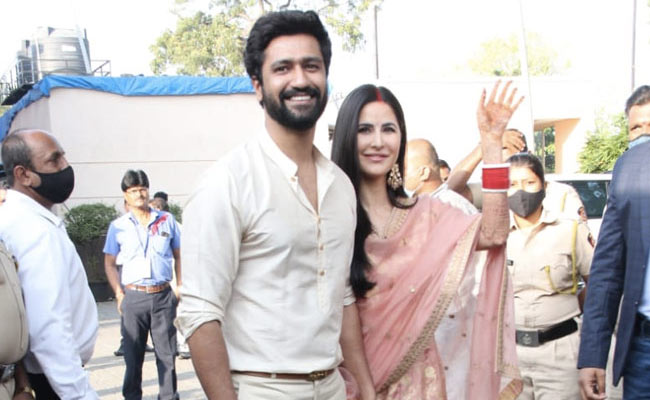 "<i>How's The Josh</i>?": Paparazzi Ask Vicky Kaushal After He Was Pictured With Katrina Kaif For The First Time Since Marriage