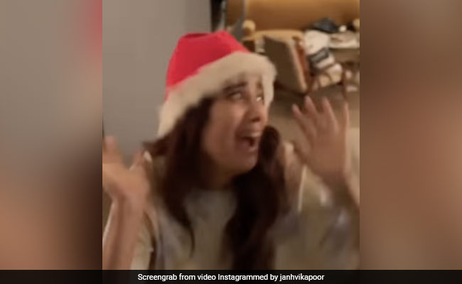 Janhvi Kapoor Is Back With An Aksa Gang Video - Watch