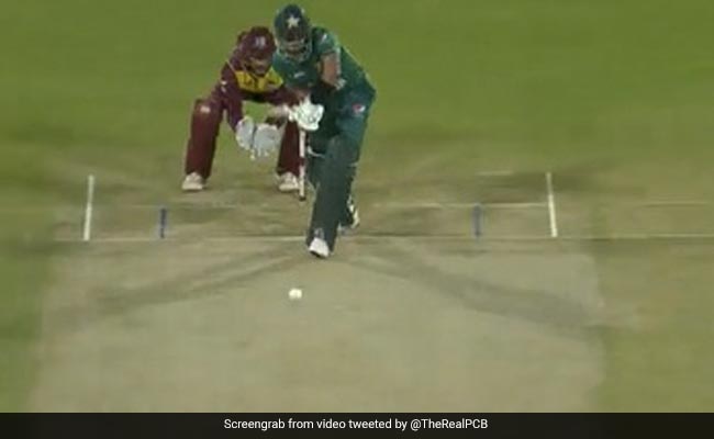 PAK vs WI: मिस्ट्री गेंद पर चौंके बाबर आजम, बिना रन बनाए OUT, देखें Video