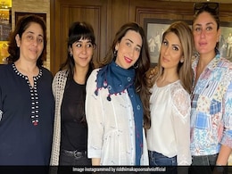 Kapoor Fam-Jam: Kareena And Karisma Kapoor In Riddhima's Sister Squad Pic Kapoor Fam-Jam: Kareena And Karisma Kapoor In Riddhima's Sister Squad Pic