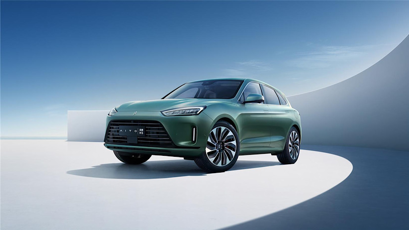 Chinese Tech Major Huawei Launches AIOT M5 Hybrid SUV Powered By HarmonyOS