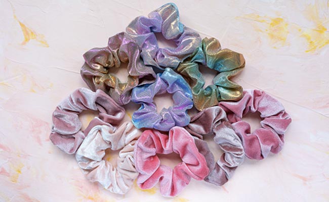 Stunning Hair Accessories That Are A Must-Have For Your Young Girl