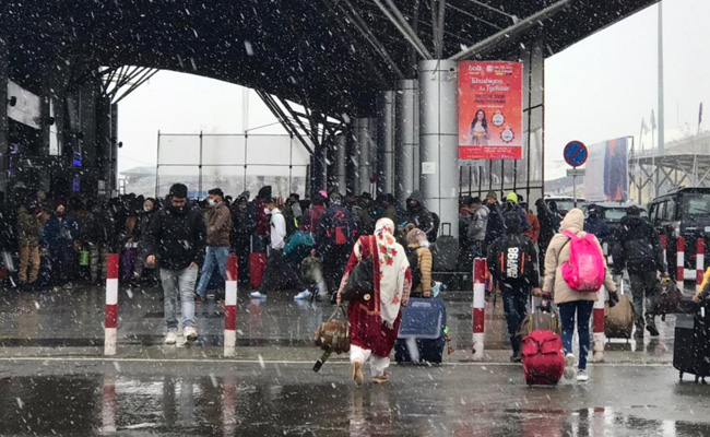 Flight Operations Resume At Srinagar Airport