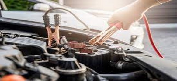 Essential Tools To Keep In Your Car