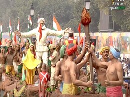 Gujarat Commemorates 1922 British Massacre Of Tribals In R-Day Tableau Gujarat Commemorates 1922 British Massacre Of Tribals In R-Day Tableau