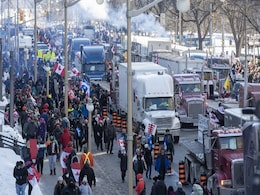 Canada Protest: 70 Arrested By Police In Crackdown Against Truckers Canada Protest: 70 Arrested By Police In Crackdown Against Truckers