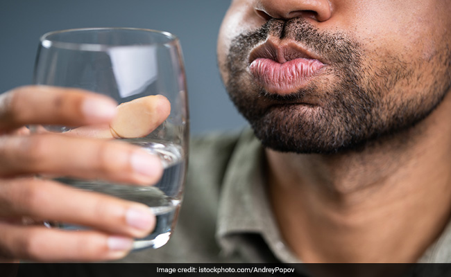 सुबह-सुबह तेल से कुल्ला करने के Nutritionist ने बताए 3 जबरदस्त फायदे, जानने के बाद आप भी करेंगे फॉलो