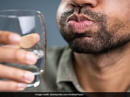 दिन में एक बार मुंह के अंदर तेल भरकर क्यों घुमाना चाहिए? क्या होते हैं ऐसा करने के फायदे? जानिए