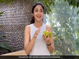 Shilpa Shetty के बगीचे में लगे खट्टे Star fruits, ये हैं कमरख खाने के फायदे Shilpa Shetty के बगीचे में लगे खट्टे Star fruits, ये हैं कमरख खाने के फायदे