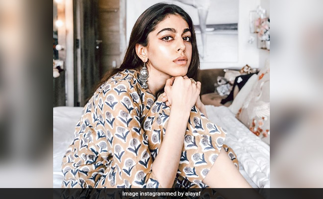 Actor Alaya Furniturewalla, Now Covid-Negative, Wrote This After Recovering