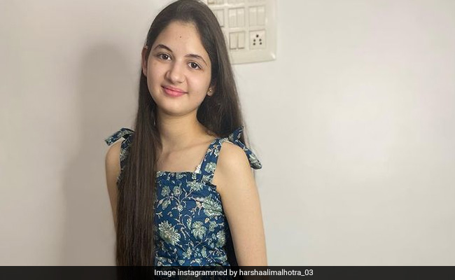 Bajrangi Bhaijaan Munni Harshaali Malhotra Looking Very Cute In A ...