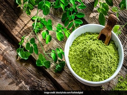 Moringa Benefits: मोरिंगा के पत्तों के 8 जबरदस्त स्वास्थ्य लाभ, एनर्जी बढ़ाते हैं और डायबिटीज, मस्तिष्क और दिल के लिए फायदेमंद Moringa Benefits: मोरिंगा के पत्तों के 8 जबरदस्त स्वास्थ्य लाभ, एनर्जी बढ़ाते हैं और डायबिटीज, मस्तिष्क और दिल के लिए फायदेमंद