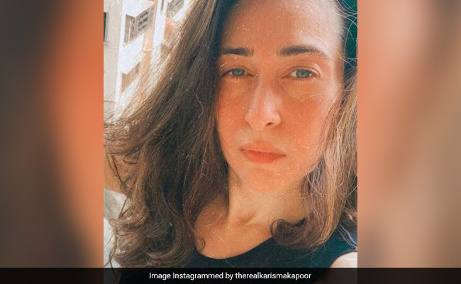 Karisma Kapoor's Midweek Routine Is To "Glow Up And Show Up"