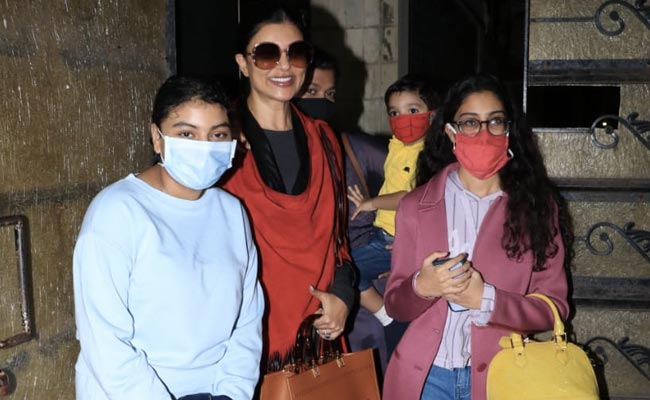 Sushmita Sen's Answer To The "Random News Concerning" The Baby Boy In Her Family Pic