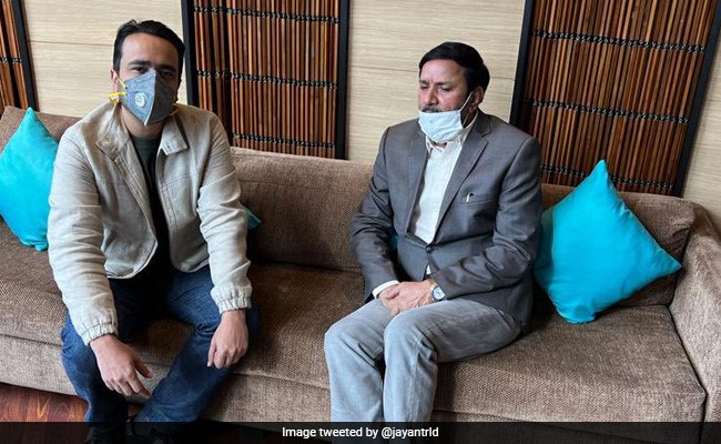 UP Election: Four-Time Congress MP Avtar Singh Bhadana Joins Rashtriya Lok Dal