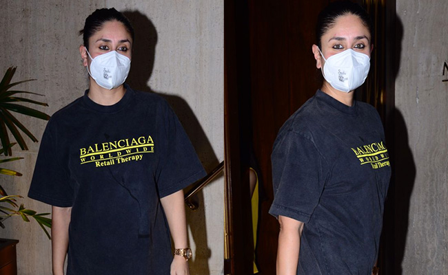 In A Rs 40K Balenciaga T-Shirt, Kareena Kapoor's Casual Look Gets A Designer Touch