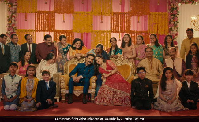 <i>Badhaai Do</i> Trailer: Bhumi Pednekar And Rajkummar Rao Build A House Of Secrets