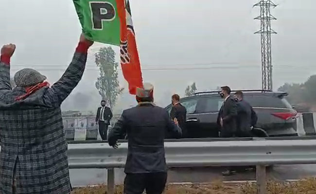 PM Security Lapse Video: "BJP <i>Zindabad</i>" Slogans, Group Dangerously Close