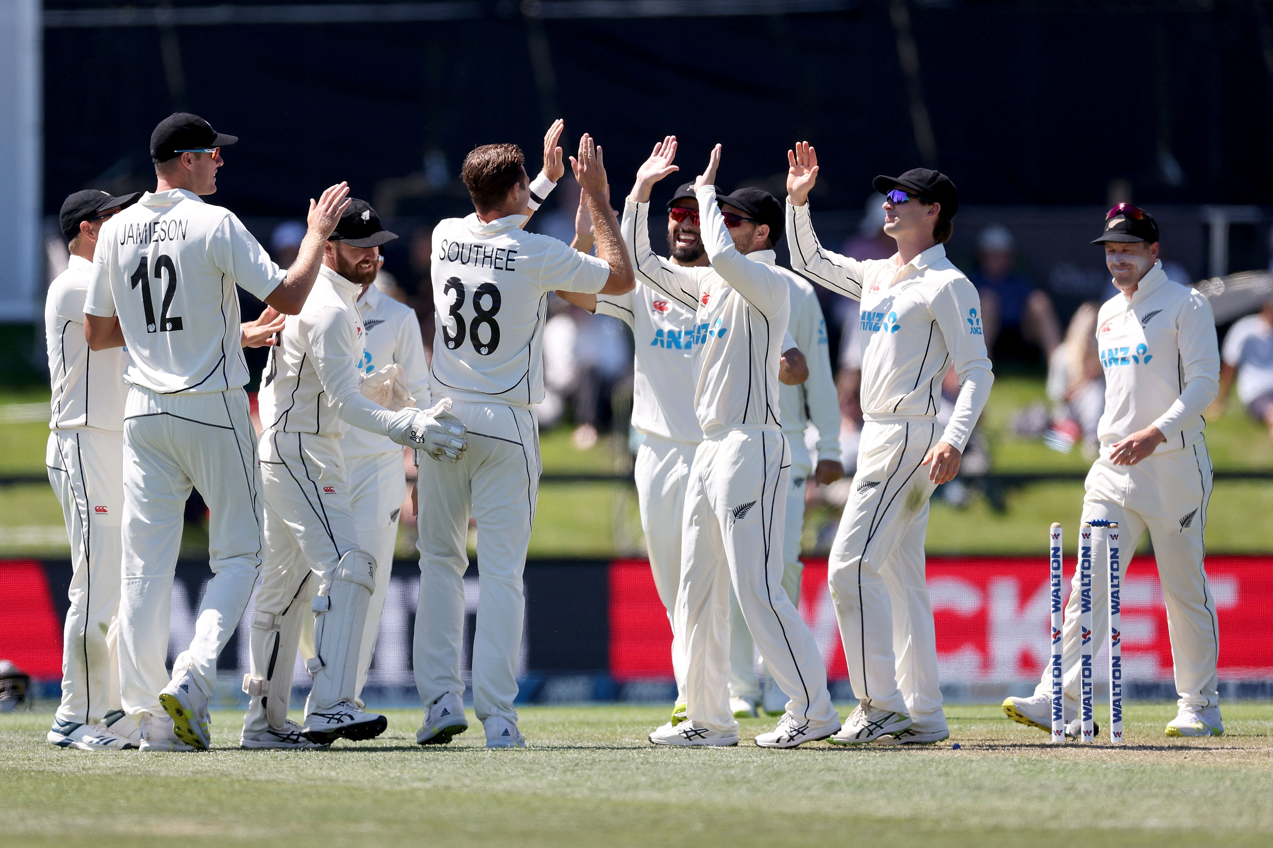 NZ vs BAN: क्राइस्टचर्च में गेंदबाजों के बाद बैटर भी हुए फ्लॉप, बांग्लादेश की टीम 126 रन पर हुई ऑल आउट