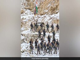 Indian Troops Hoist National Flag At Galwan Valley On New Year Indian Troops Hoist National Flag At Galwan Valley On New Year